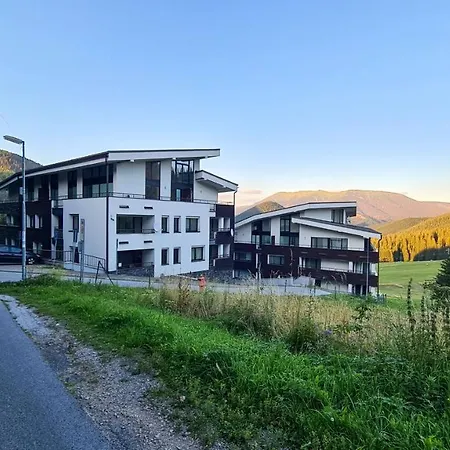 Apartmanica Triangel 222 *