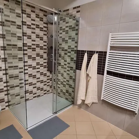 Apartmanica Triangel 222 دونوفالي