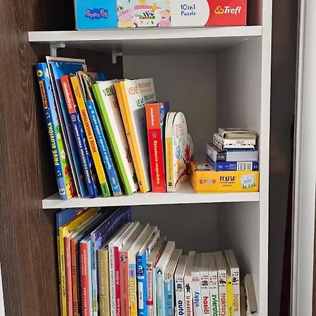 Apartmanica Triangel 222 شقة دونوفالي